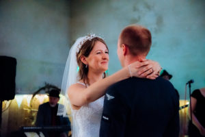 Devon wedding, The Barn at Barons Mill Farm, Barn wedding, Devon bride, South Devon, wedding photographer, devon photographer, bridal preparations, Ivybridge