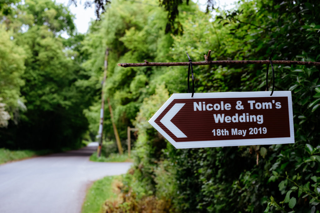 wedding sign directions to ceremony