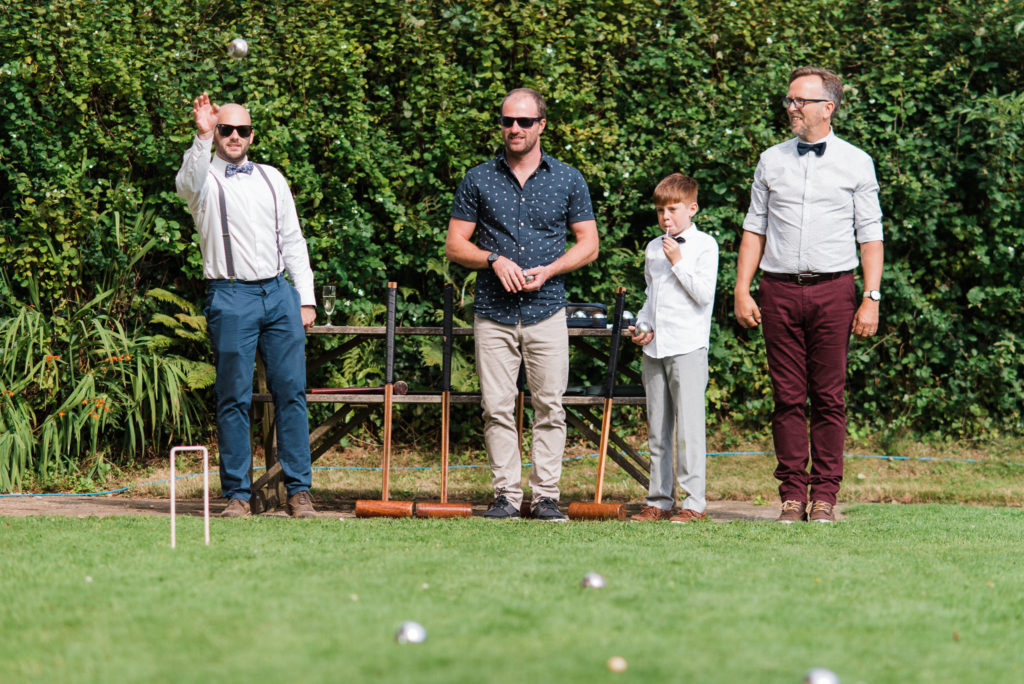 Outdoor games to entertain the wedding guests