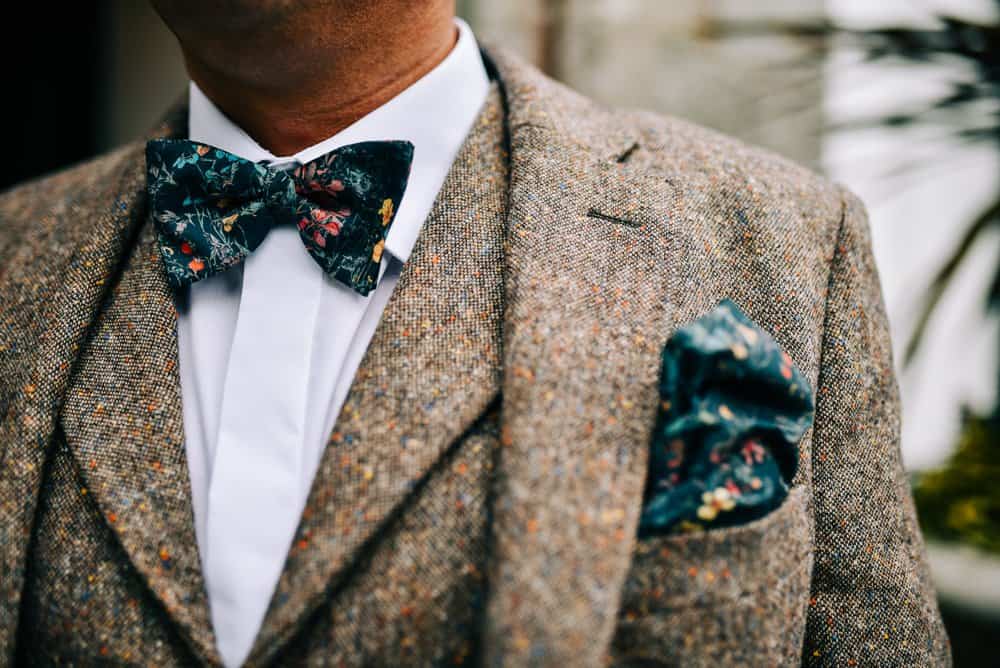 Quirky groom accessories