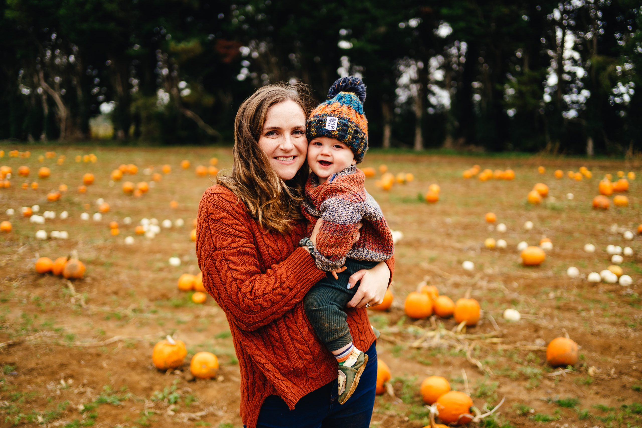 pumpkin patch family photoshoot