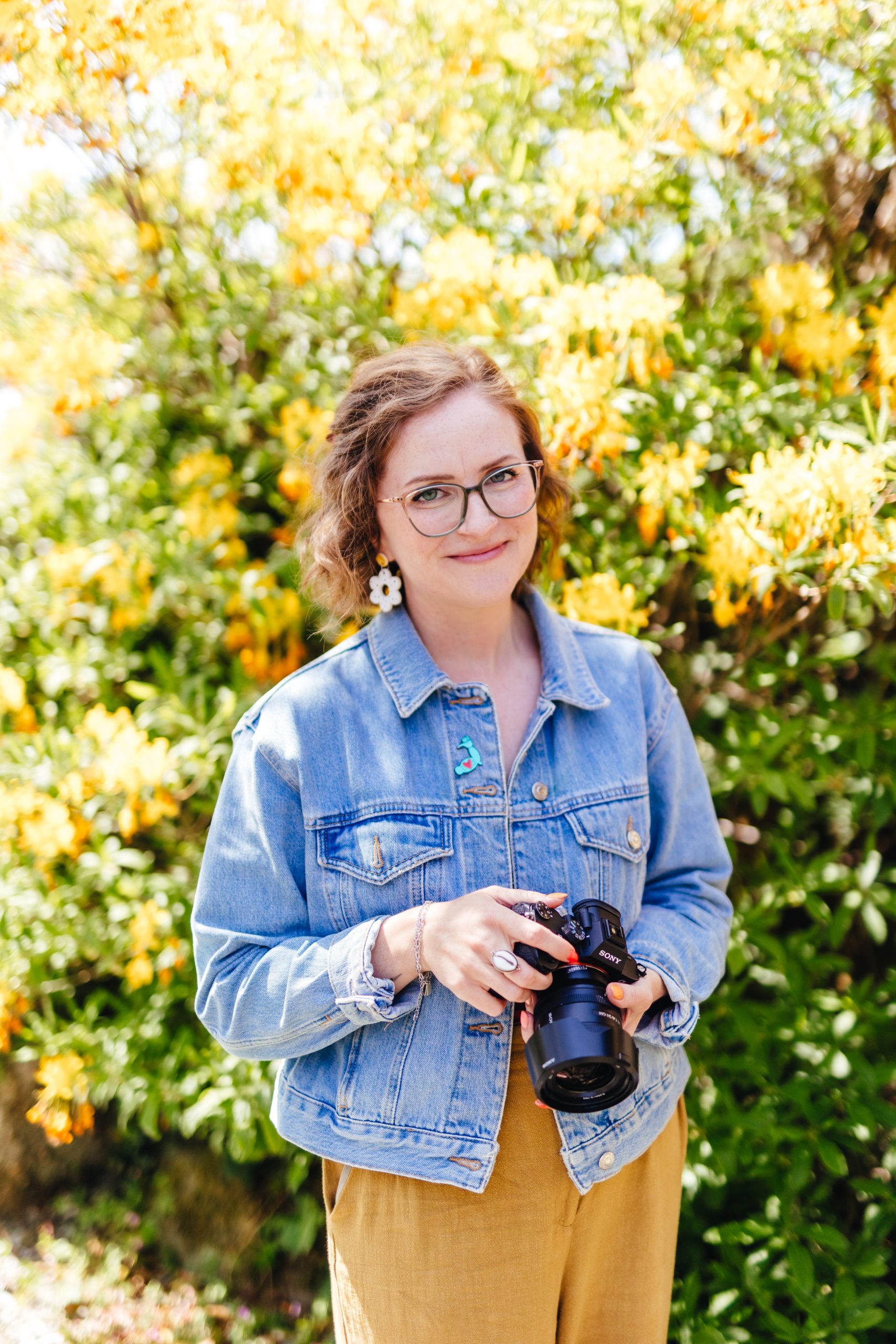 harriet_bird_photography_HPB-branding-7 Colourful Devon wedding photographer
